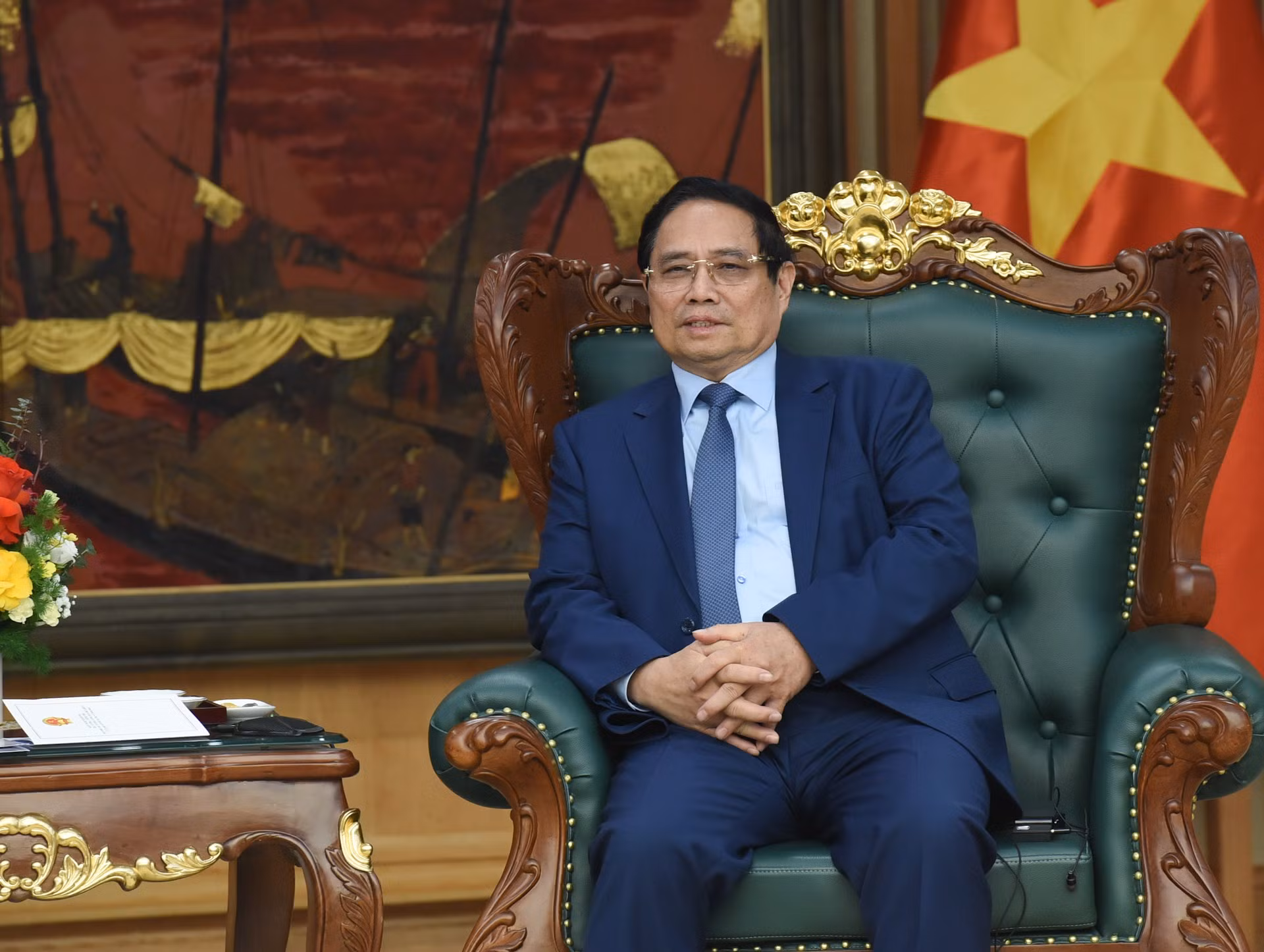El primer ministro vietnamita, Pham Minh Chinh, habla en la cita.