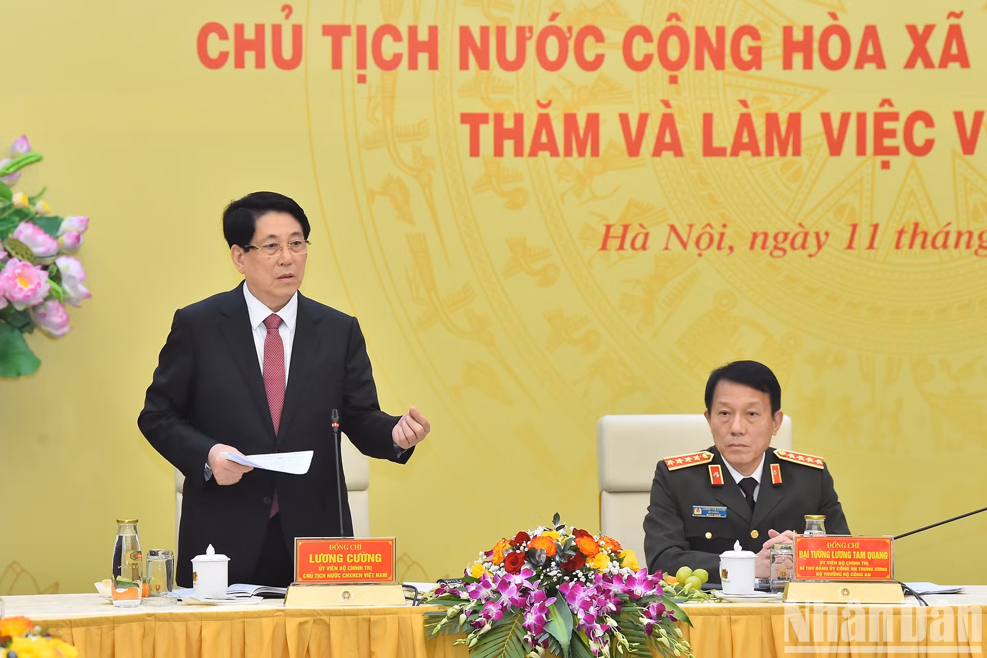 El presidente de Vietnam, Luong Cuong, habla en el evento.