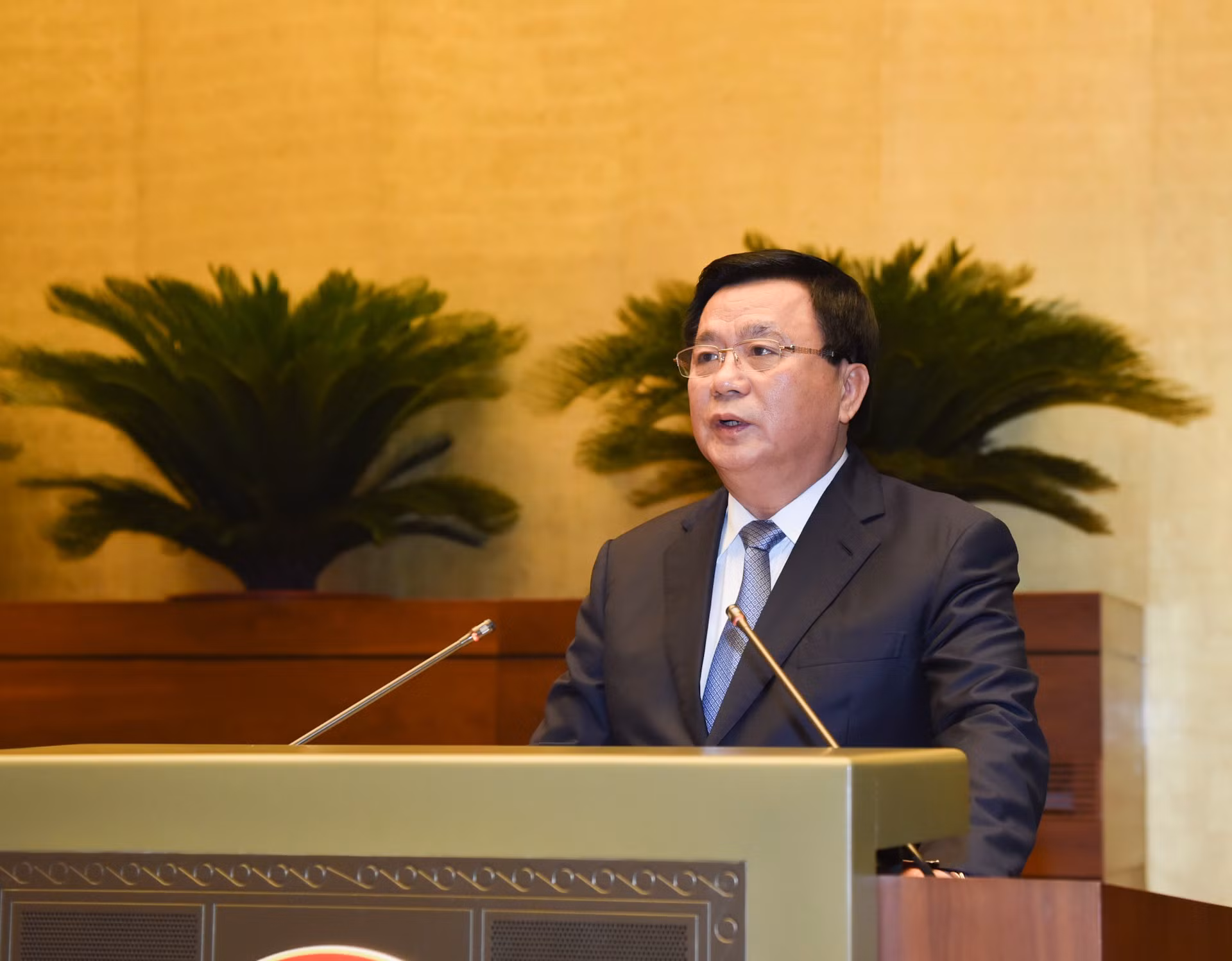Nguyen Xuan Thang, miembro del Buró Político, director de la Academia Política Nacional Ho Chi Minh y presidente del Consejo Teórico Central.