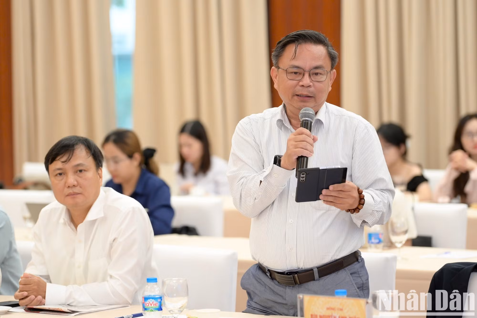 Nguyen Hoang Giang, director general de SATRACO (miembro del Comité Ejecutivo de Sabeco). Nguyen Hoang Giang, director general de SATRACO (miembro del Comité Ejecutivo de Sabeco).