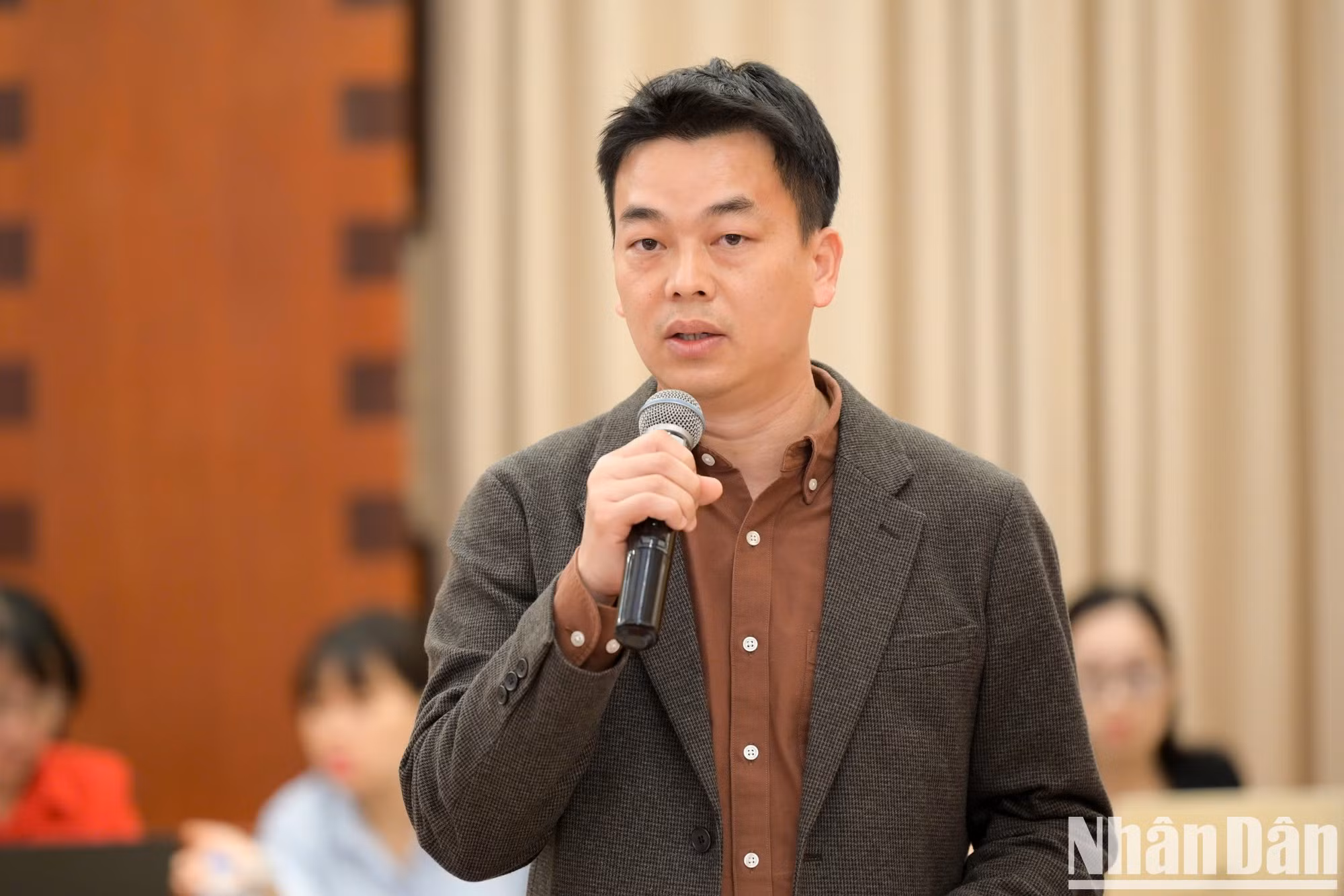 Bui Huu Quang, director sénior de la compañía cervecera Carlsberg Vietnam. Bui Huu Quang, director sénior de la compañía cervecera Carlsberg Vietnam.