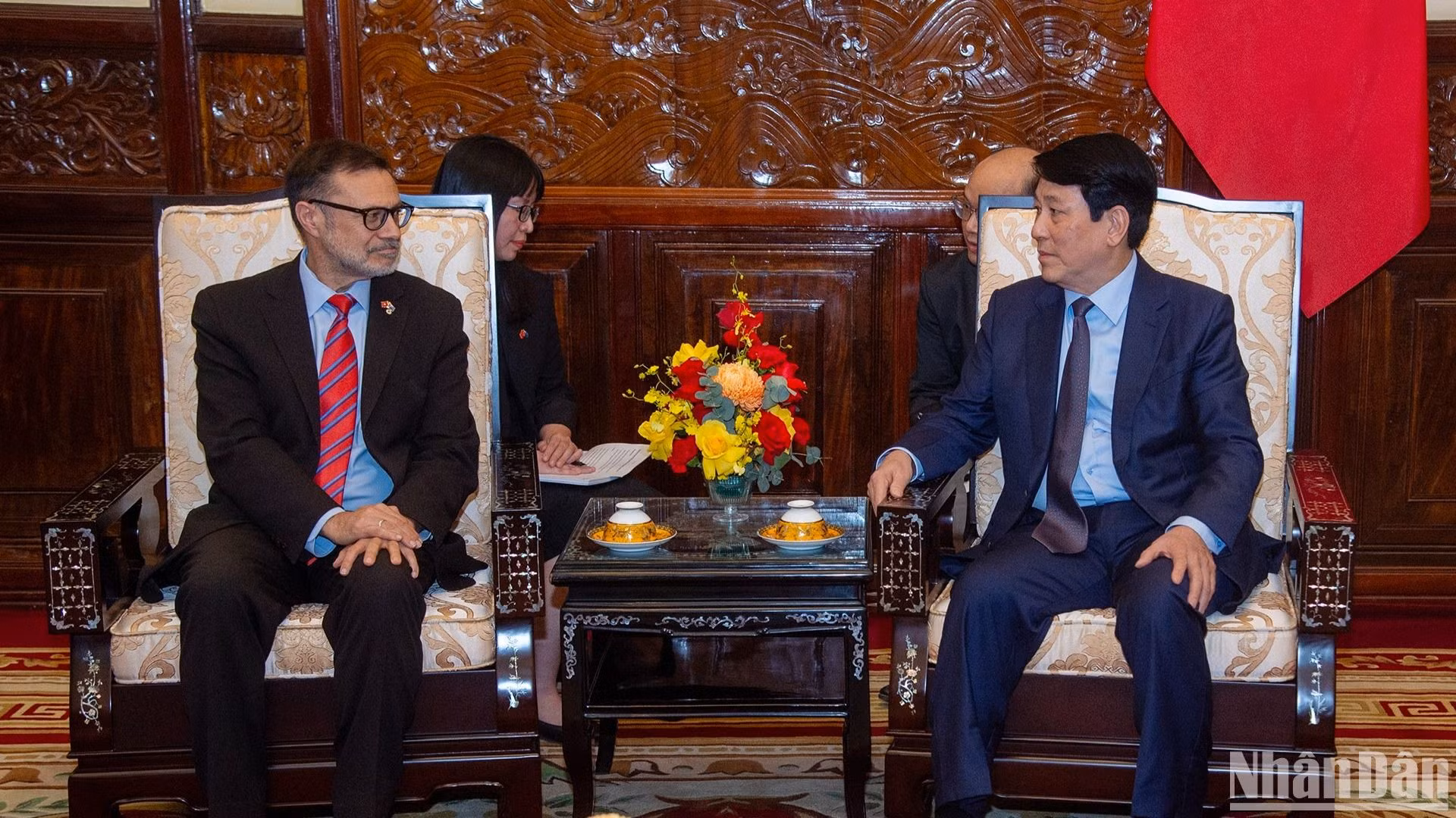 [Foto] Presidente de Vietnam recibe a saliente embajador australiano 