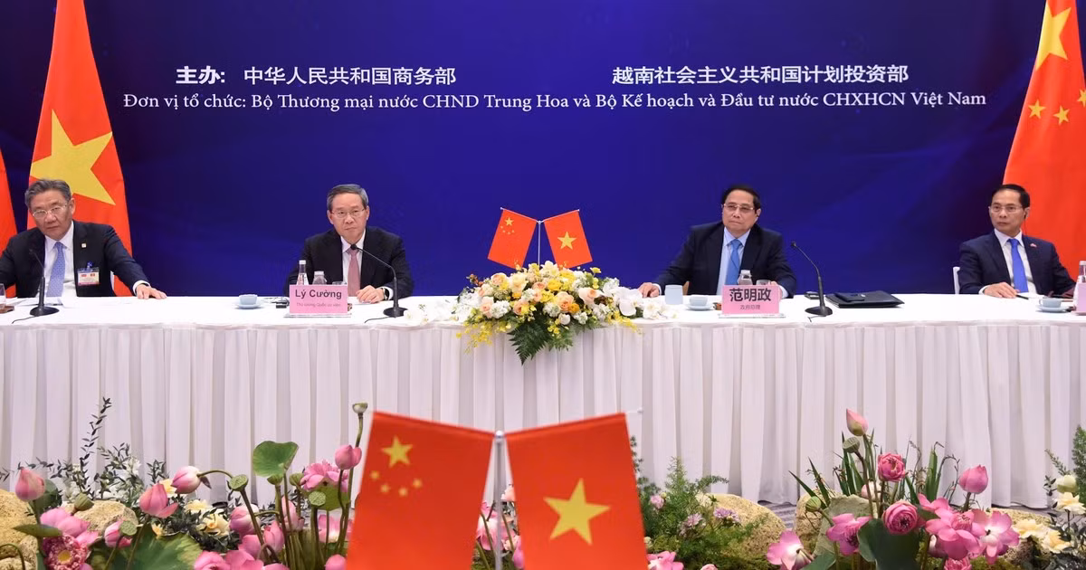 [Foto] Premieres de Vietnam y China asisten al Taller de negocios entre ambos países