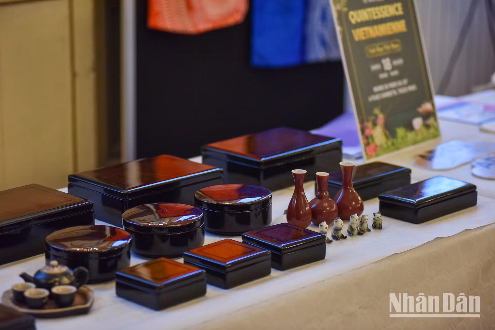 En la cita se presentan también artesanías, productos farmacéuticos extraídos de la naturaleza y rubros agrícolas vietnamitas.