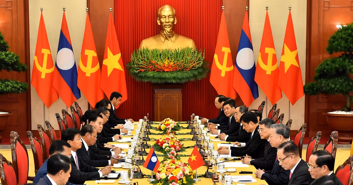 [Foto] Máximo dirigente de Vietnam se reúne con su homólogo laosiano