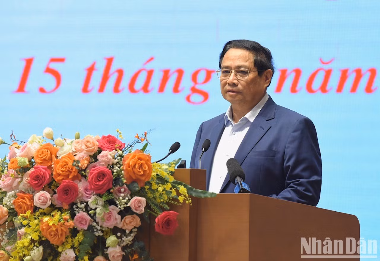 Pham Minh Chinh pronuncia el discurso de apertura del evento. Pham Minh Chinh pronuncia el discurso de apertura del evento.