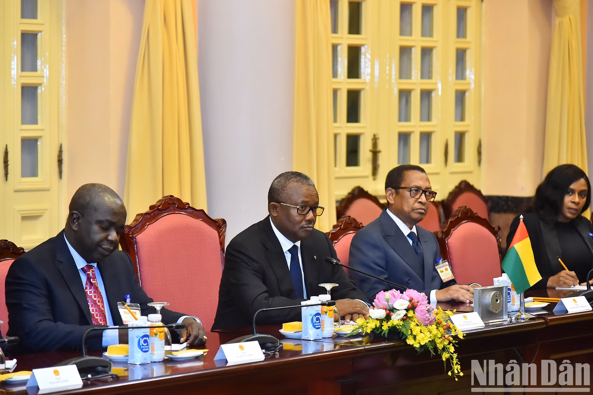 El presidente de Guinea-Bissau, Umaro Sissoco Embaló habla en el encuentro.