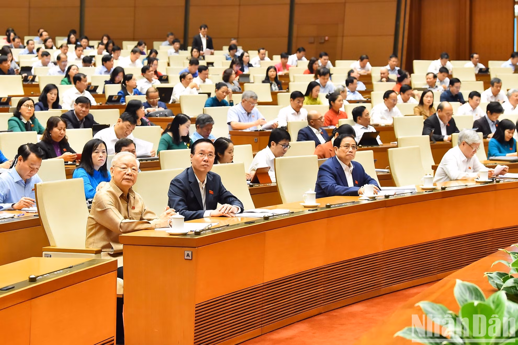 Acuden también a la reunión el presidente de Vietnam, Vo Van Thuong, y el primer ministro Pham Minh Chinh.