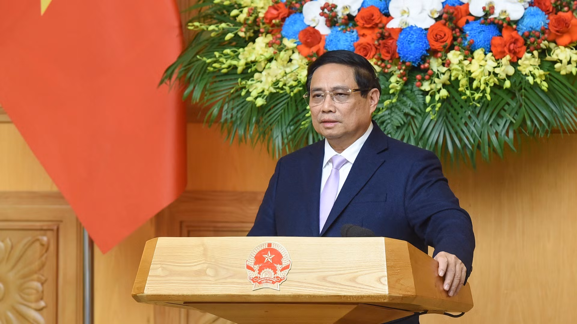 El primer ministro vietnamita, Pham Minh Chinh, habla en la cita.