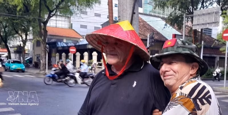 En 2025, Jorge cumplió su sueño de décadas al presenciar en persona el 50º aniversario de la Liberación del Sur de Vietnam y la reunificación del país en Ciudad Ho Chi Minh. (Foto: Proporcionada por el propio protagonista)