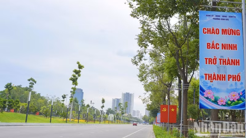El barrio de Kinh Bac se adorna para celebrar el nuevo estatus de Bac Ninh.