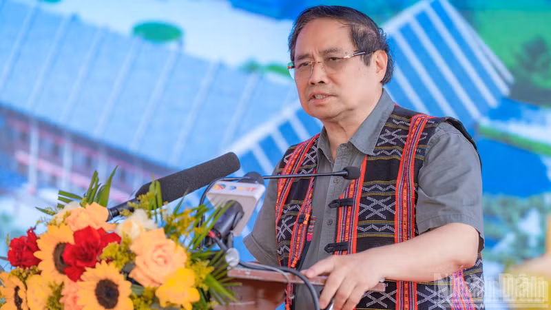 El primer ministro de Vietnam, Pham Minh Chinh, interviene en la ceremonia. (Foto: Nhan Dan)