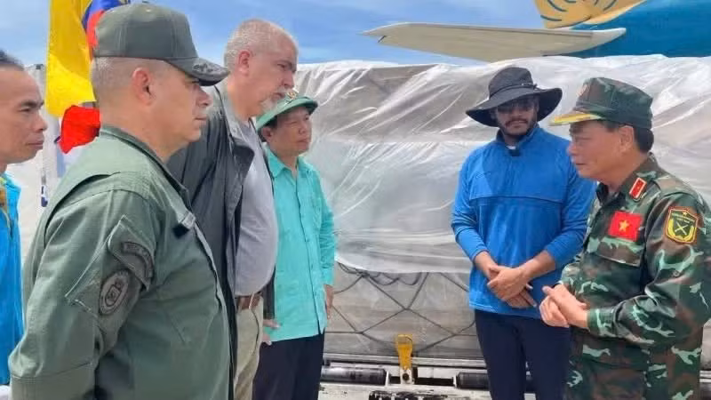 Inmediatamente después de ocurrido el doble terremoto en Venezuela, Vietnam moviliza con rapidez un contingente de élite, ayuda humanitaria y fondos de asistencia de emergencia hacia el país. (Foto: Embajada de Vietnam en Venezuela)