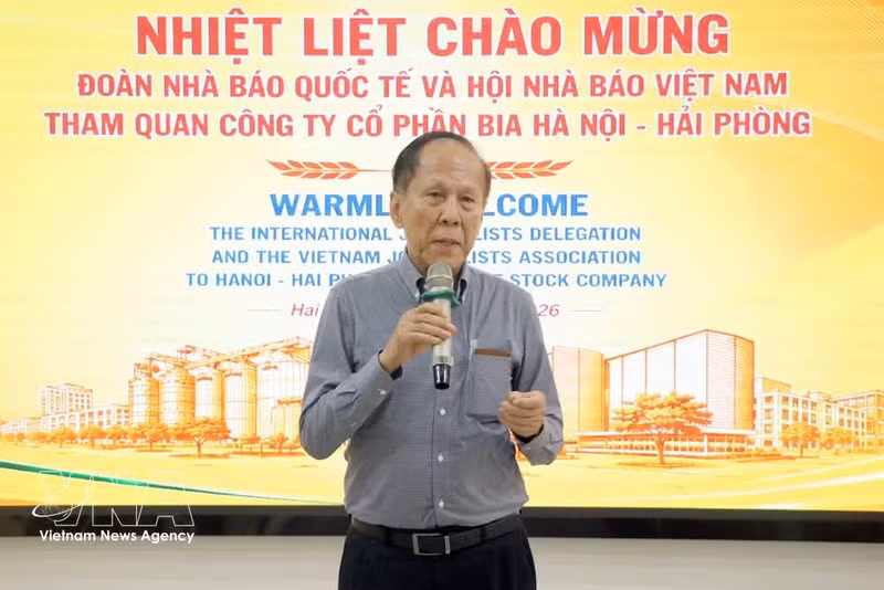 Nakorn Veerapavati, presidente de la Federación de Periodistas Tailandeses, en el evento. (Foto: VNA)