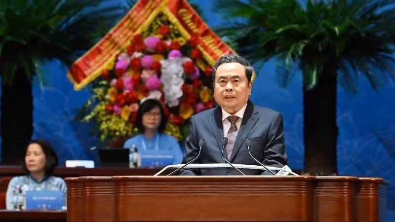 El presidente de la Asamblea Nacional de Vietnam, Tran Thanh Man, interviene en el congreso. (Foto: Nhan Dan)