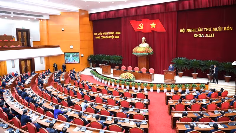 Vista de la sesión de clausura del 14º Pleno del XIII Comité Central del Partido Comunista de Vietnam. (Foto: Nhan Dan)