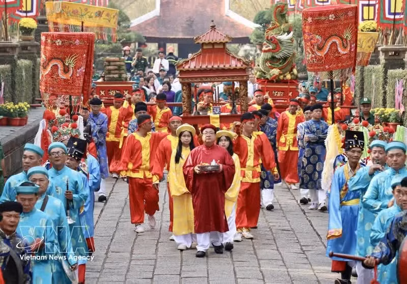 Un homenaje a los Reyes Hung en Ciudad Ho Chi Minh. (Foto: VNA)
