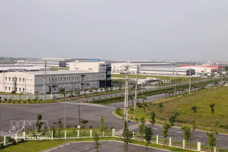 La provincia de Hung Yen se centra en el desarrollo de parques ecoindustriales y parques industriales inteligentes que cumplen con los estándares de cero emisiones netas. (Foto: VNA)