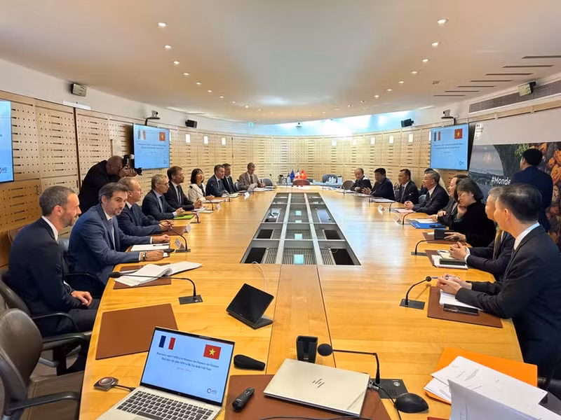 El Ministerio de Finanzas de Vietnam coordinará con el Banco Estatal y otras carteras y organismos competentes la organización de una gira de promoción sin emisión de valores. (Foto: Comité organizador del evento)