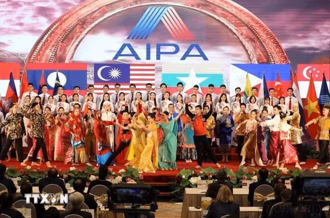 Inauguración de la 41ª Asamblea General de la AIPA en Hanói, el 8 de septiembre de 2020. (Foto: VNA)