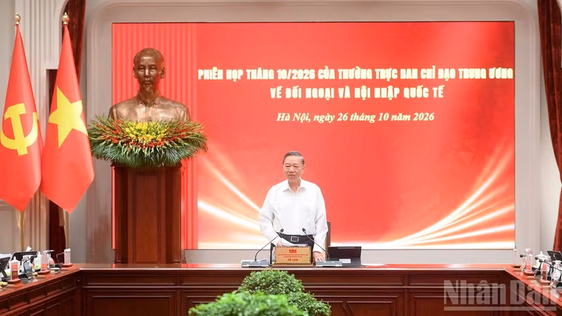El secretario general del Partido Comunista y presidente de Vietnam, To Lam, interviene en la reunión. (Foto: Nhan Dan)