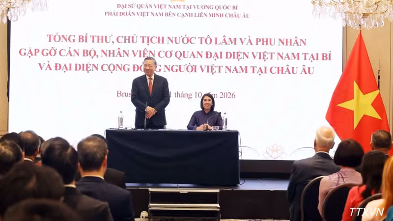 El secretario general del Partido Comunista y presidente de Vietnam, To Lam, habla en la reunión. (Foto: VNA)