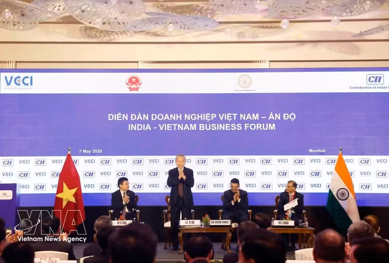 El secretario general del Partido Comunista y presidente de Vietnam, To Lam, asiste al Foro Empresarial Vietnam-India. (Foto: VNA)