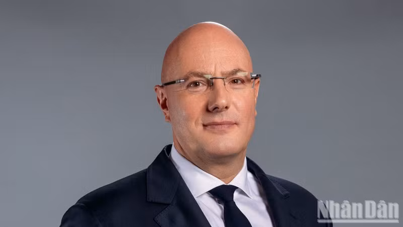 El viceprimer ministro de Rusia Dmitry Chernyshenko.