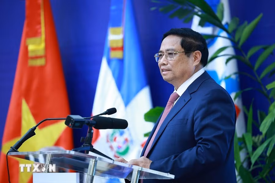 El primer ministro vietnamita, Pham Minh Chinh, interviene en el evento. (Foto: VNA) El primer ministro vietnamita, Pham Minh Chinh, interviene en el evento. (Foto: VNA)