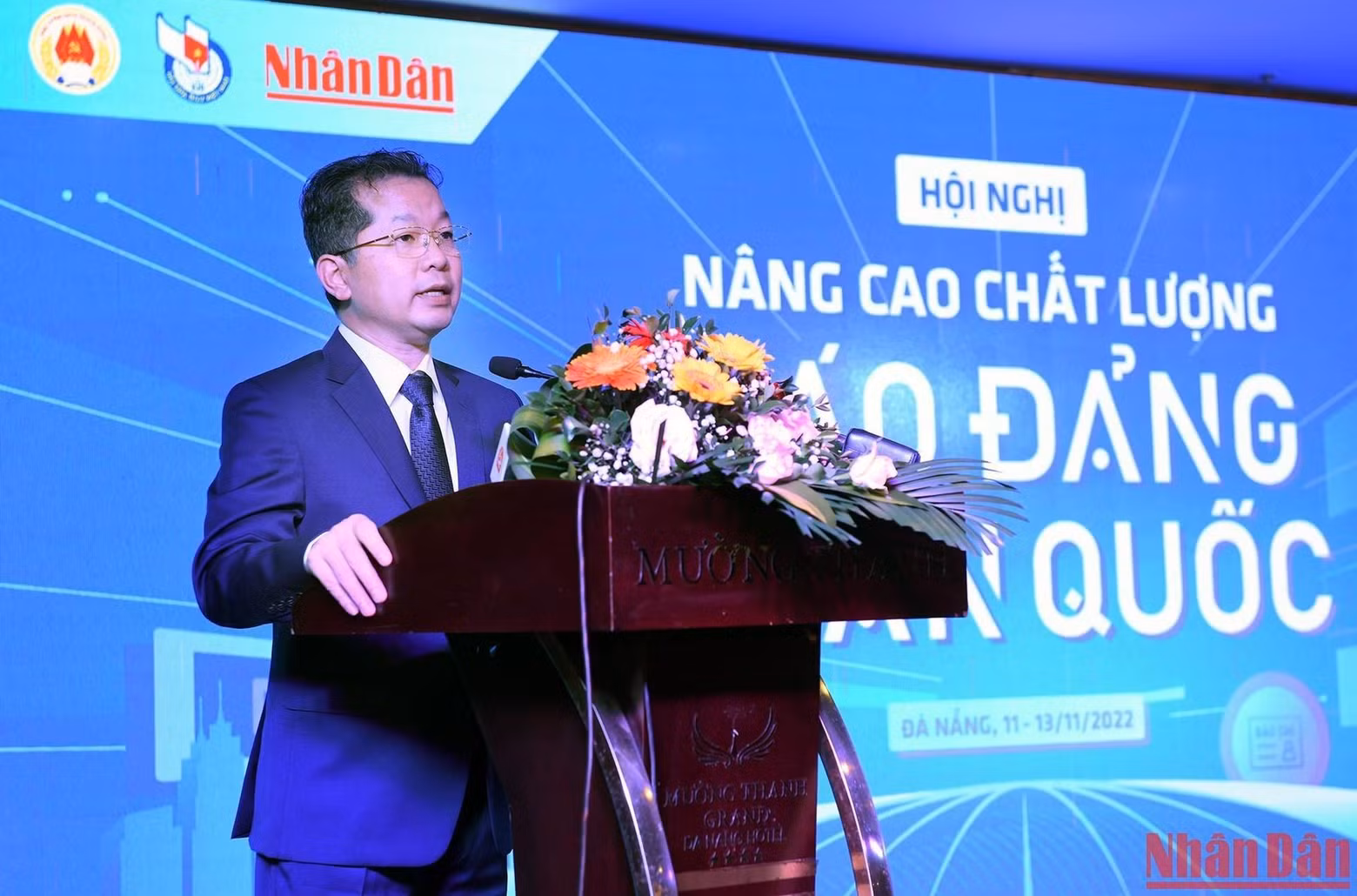 Nguyen Van Quang, miembro del Comité Central del PCV, secretario del Comité partidista y jefe de la Delegación de Diputados de la Asamblea Nacional de Vietnam en Da Nang, interviene en la cita.