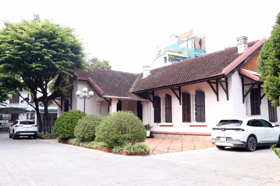 El edificio de oficinas de estilo francés del Departamento de Agricultura y Medio Ambiente de la ciudad de Hue en la calle Dong Da. (Foto: VNA)