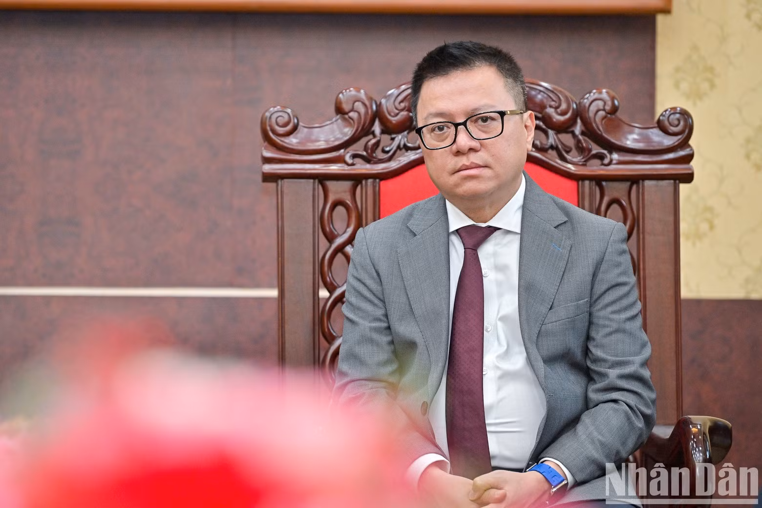 El presidente-editor del periódico Nhan Dan, Le Quoc Minh, habla en el encuentro. El presidente-editor del periódico Nhan Dan, Le Quoc Minh, habla en el encuentro.
