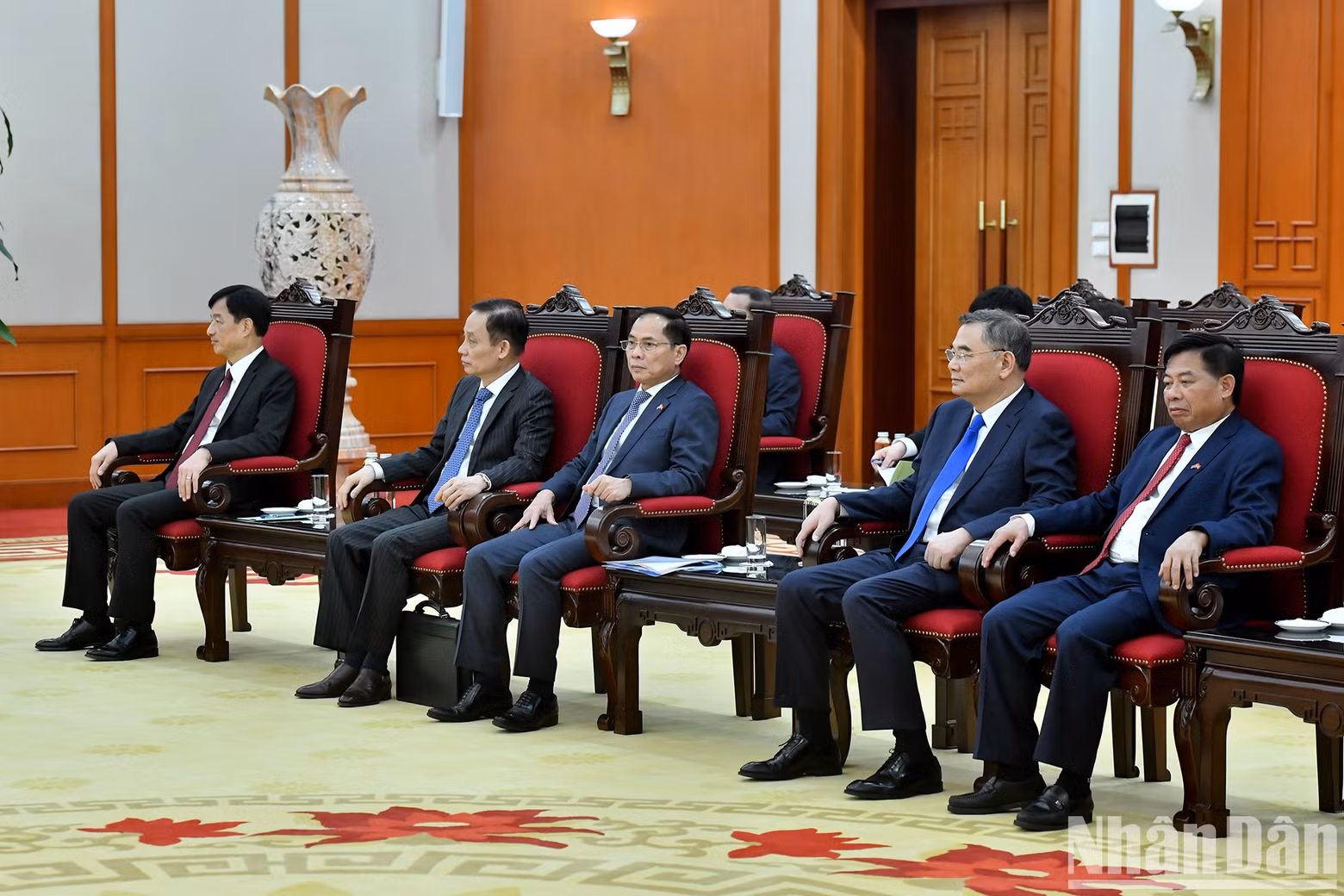 Delegados vietnamitas a la reunión.