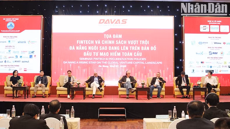 En el marco de DAVAS también se celebran tres seminarios de inversión.
