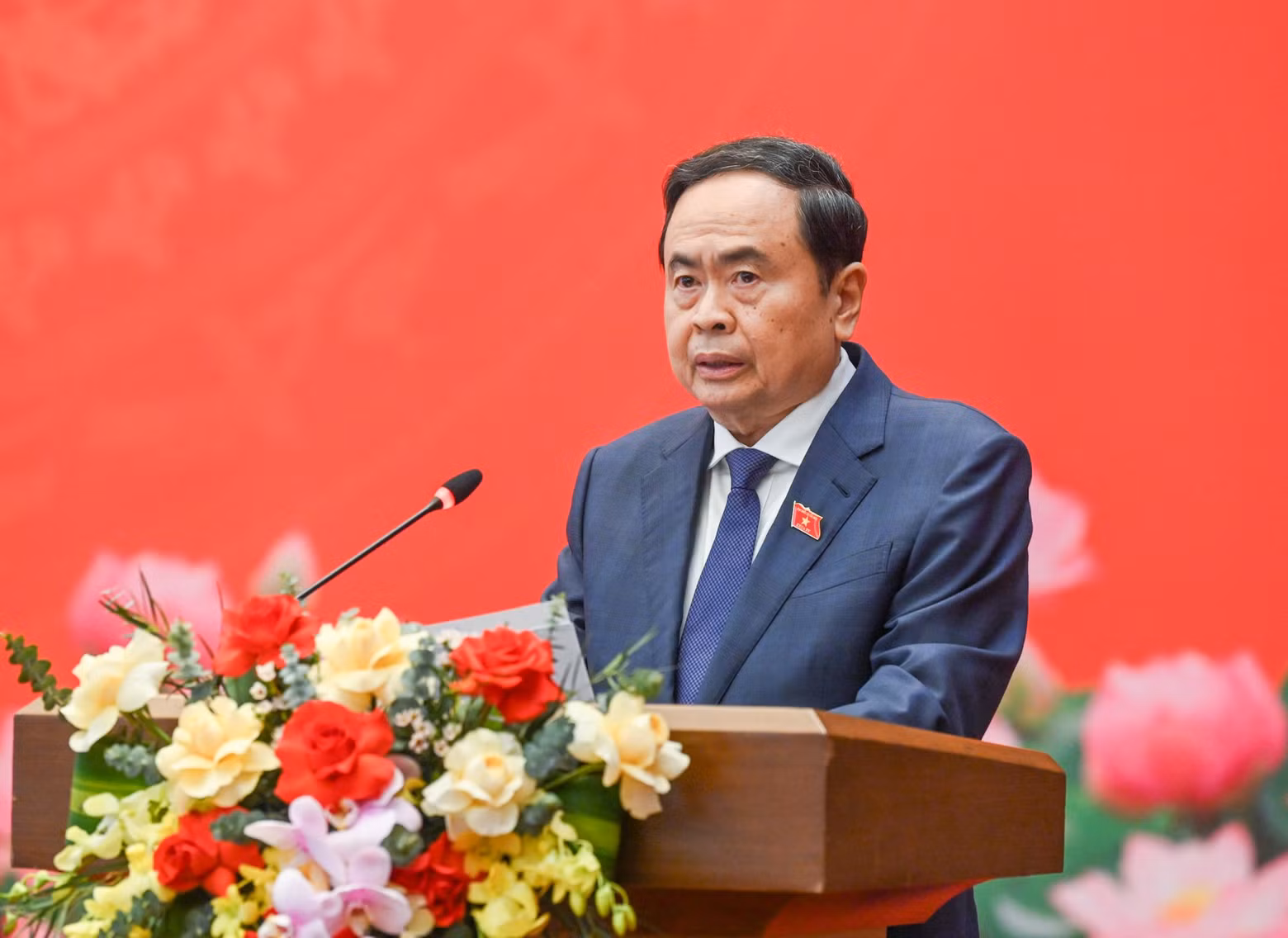 El secretario del Comité partidista de la ANV y presidente de este órgano, Tran Thanh Man, pronuncia el discurso de clausura.