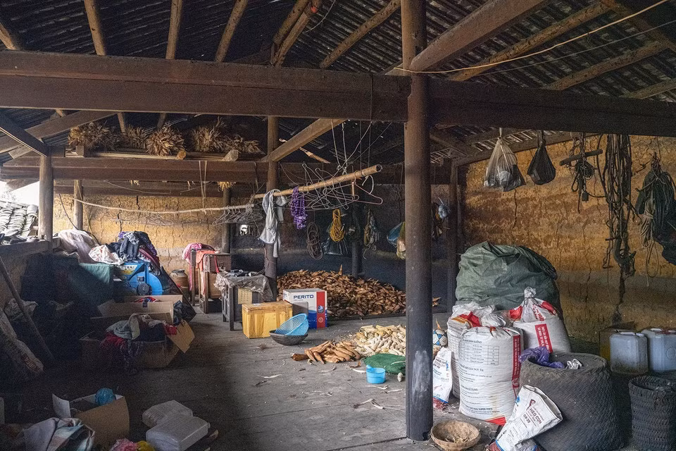 Una casa de “trinh tuong” de tierra en la comuna de Pho Bang, distrito de Dong Van, provincia de Ha Giang. (Foto: VNA)