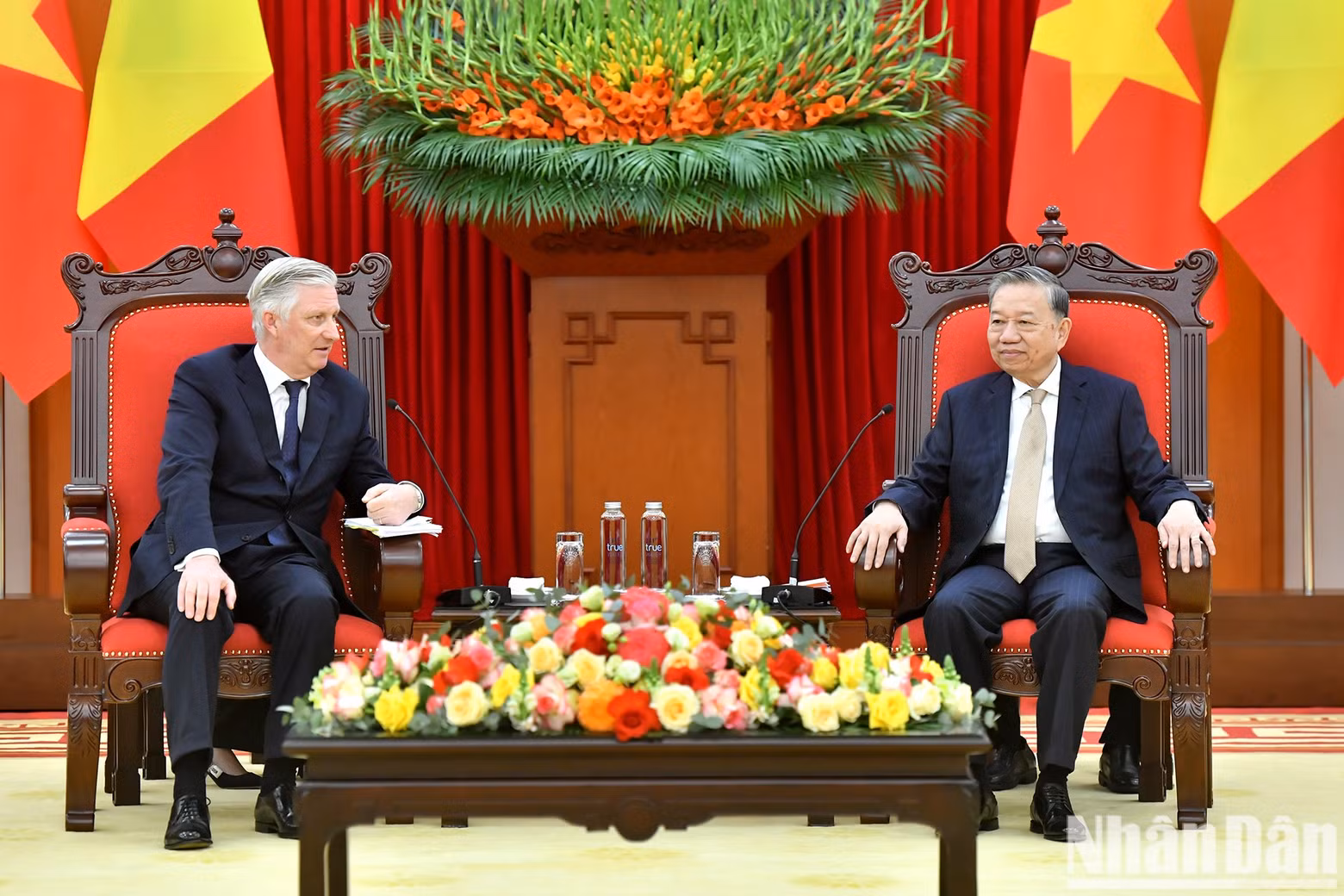 El líder partidista vietnamita y del rey de Bélgica.