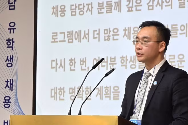 El presidente de VSAK, Nguyen Tran Hung, pronuncia un discurso en el evento. (Foto: VNA)