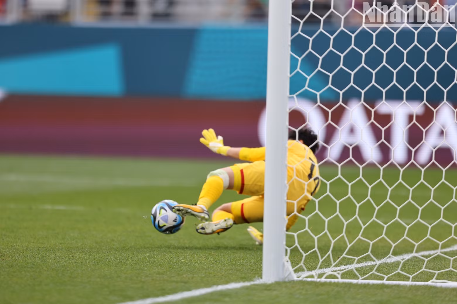 El equipo de Vlatko Andonovski dispuso de un penal en el minuto 40, pero la legendaria delantera Alex Morgan no acertó a batir a la guardameta Kim Thanh.