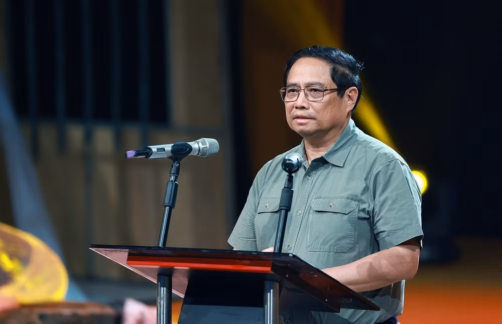 El primer ministro Pham Minh Chinh habla en el evento. (Fuente:VNA)