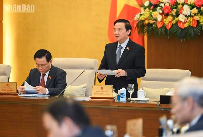 El vicepresidente de la Asamblea Nacional Nguyen Khac Dinh en el evento.
