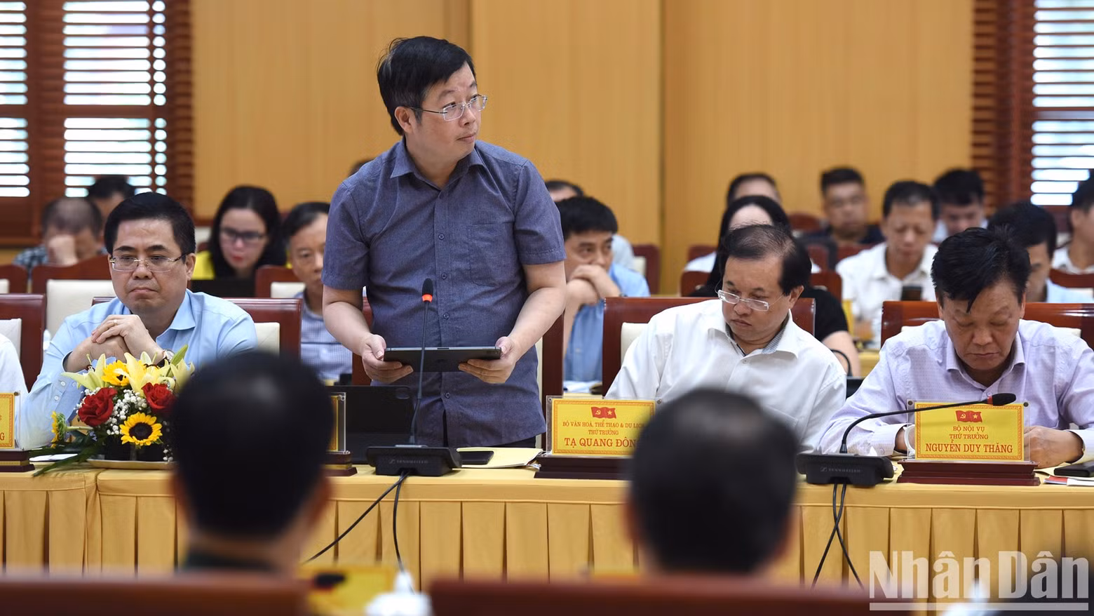 El viceministro de Información y Comunicación Nguyen Thanh Lam en la cita.
