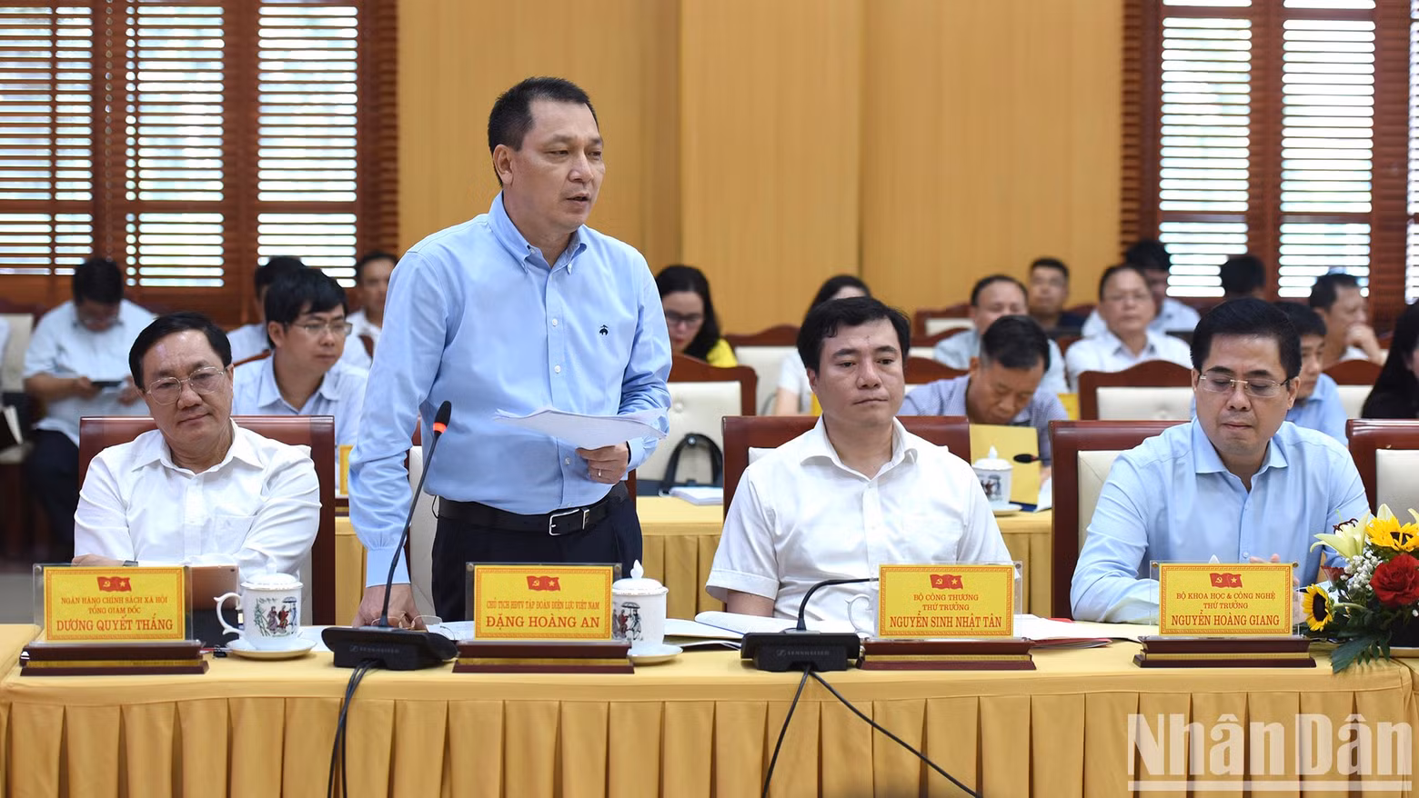 Habla Dang Hoang An, presidente del Consejo de Miembros del Grupo de Electricidad de Vietnam.
