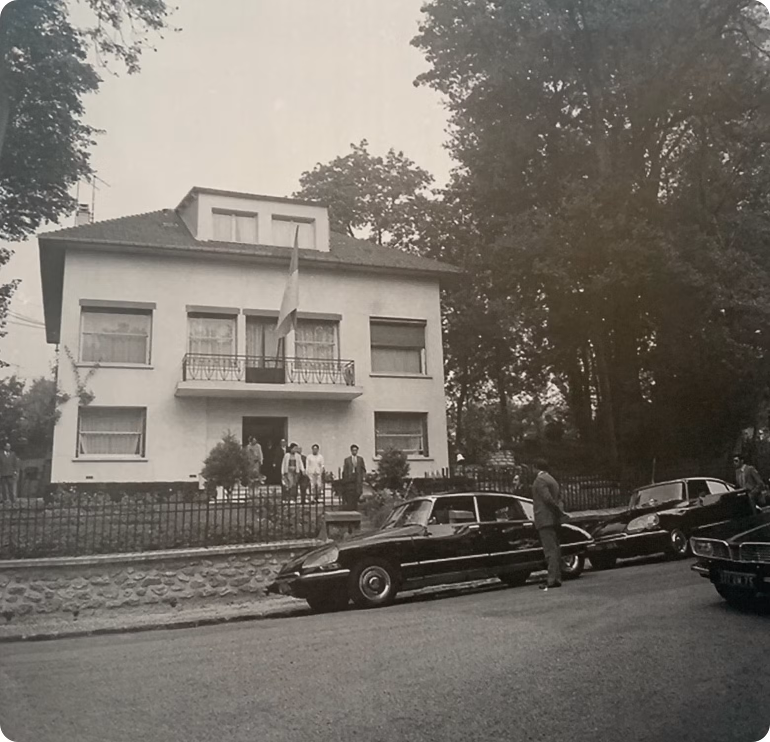 La sede de la delegación del Frente Nacional para la Liberación de Vietnam del Sur en la Conferencia de los Cuatro Partes sobre Vietnam en Verrières-le-Buisson, a 15 kilómetros del centro de París.