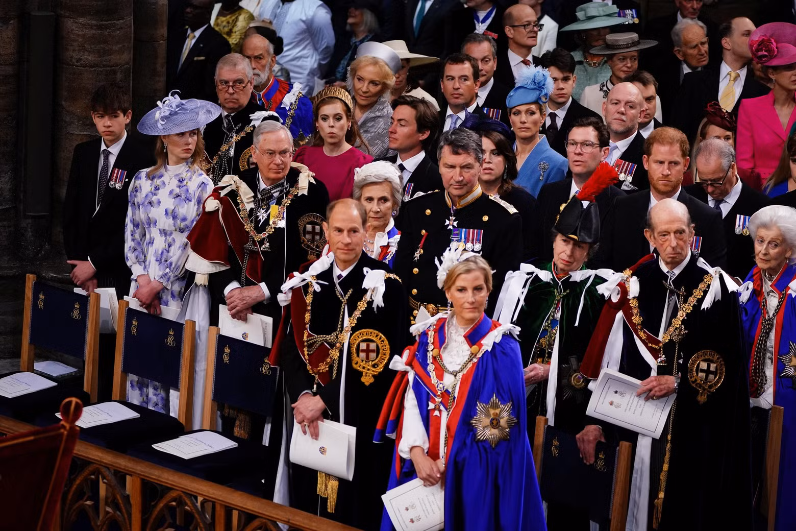 Miembros de la familia real en la ceremonia de coronación.