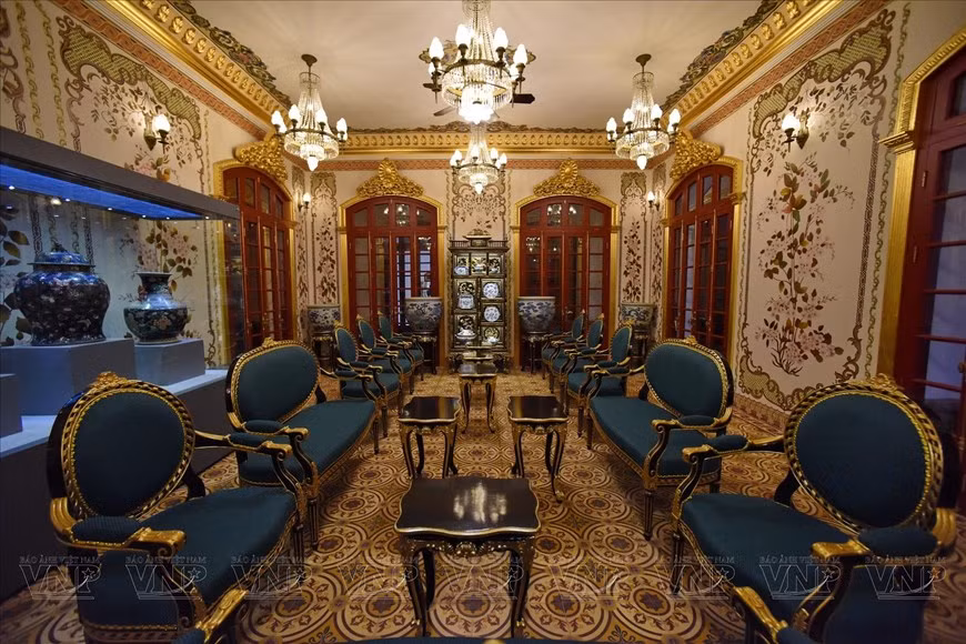 Salón de estilo europeo del Palacio Kien Trung.
