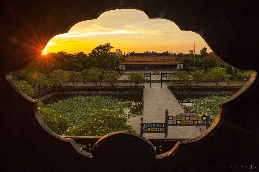 Palacio de Thai Hoa (donde los reyes celebraban los eventos más importantes) se ubica dentro de la Ciudadela Imperial de Hue.