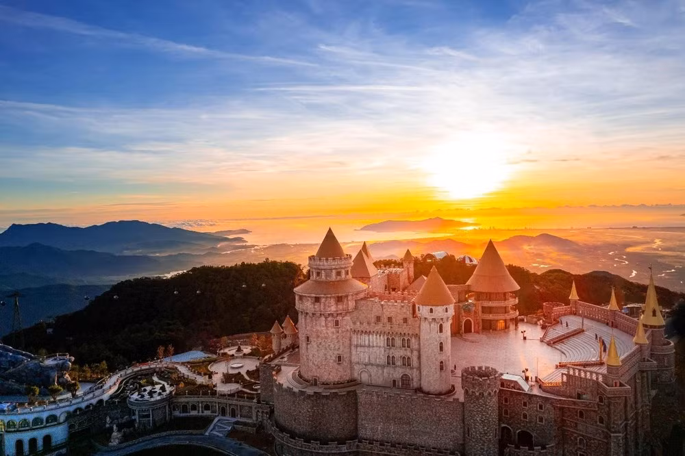 Ubicado en el Castillo de la Luna, el cine 4D brindará a los visitantes una experiencia "multisensorial". Ubicado en el Castillo de la Luna, el cine 4D brindará a los visitantes una experiencia "multisensorial".