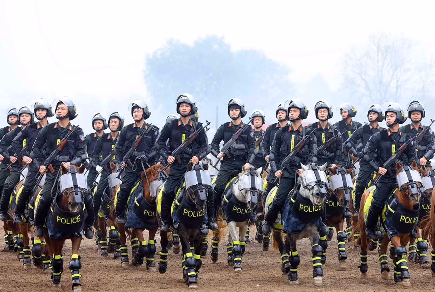 Cada oficial y agente de la Policía Móvil de Caballería es claramente consciente de su responsabilidad al formar parte de las filas de la fuerza.