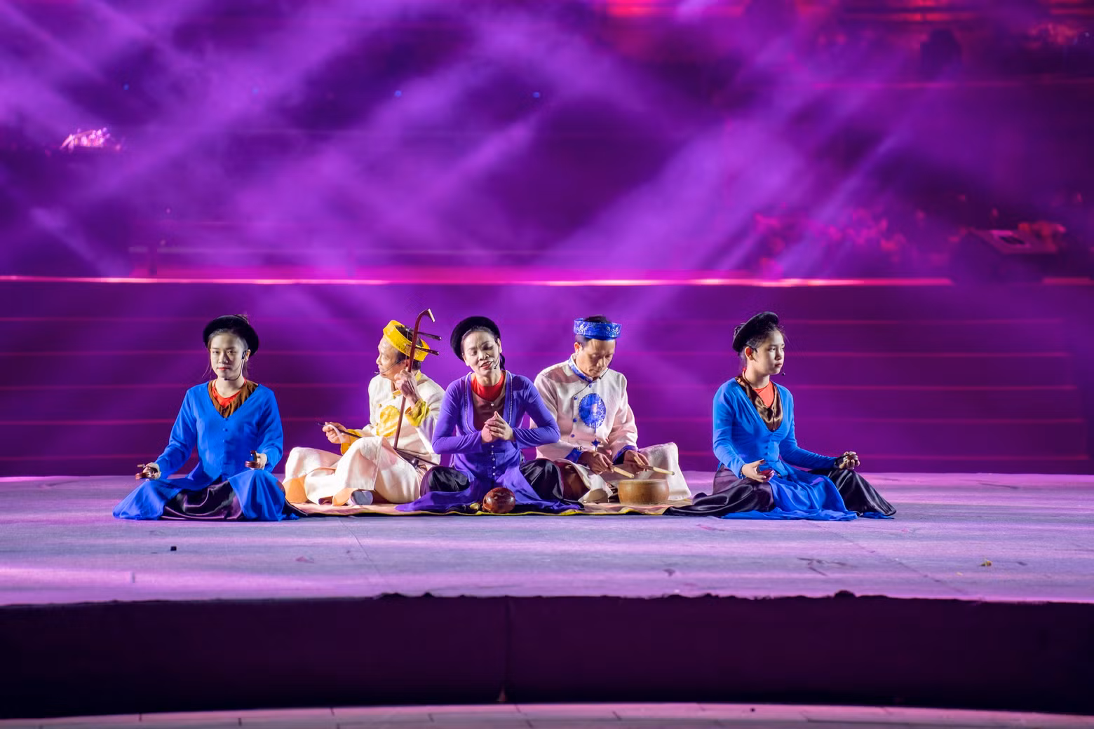 Presentación del canto Xam, un género artístico tradicional de Vietnam.